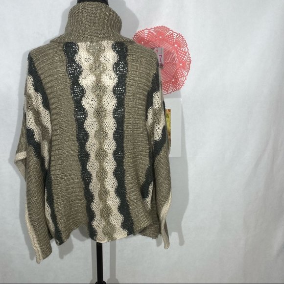 Sisters Cowl Neck Poncho Cable Knit Multi-Colored - Picture 6 of 8